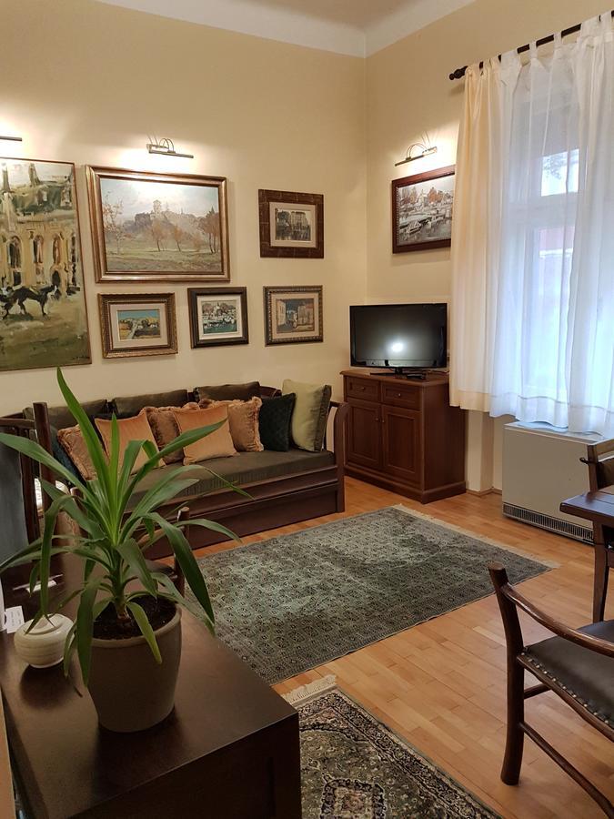 Classic Style Apartment بلغراد المظهر الخارجي الصورة